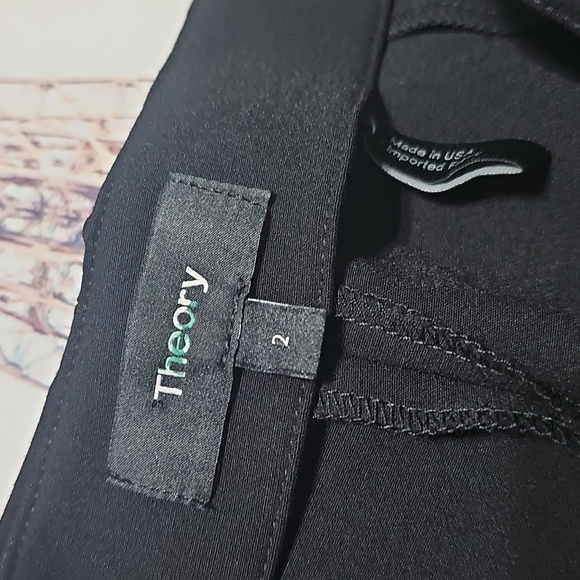 Theory Zippered Ankle‎ Black Alettah Pleated Crop Pants Size 2 - Picture 3 of 7